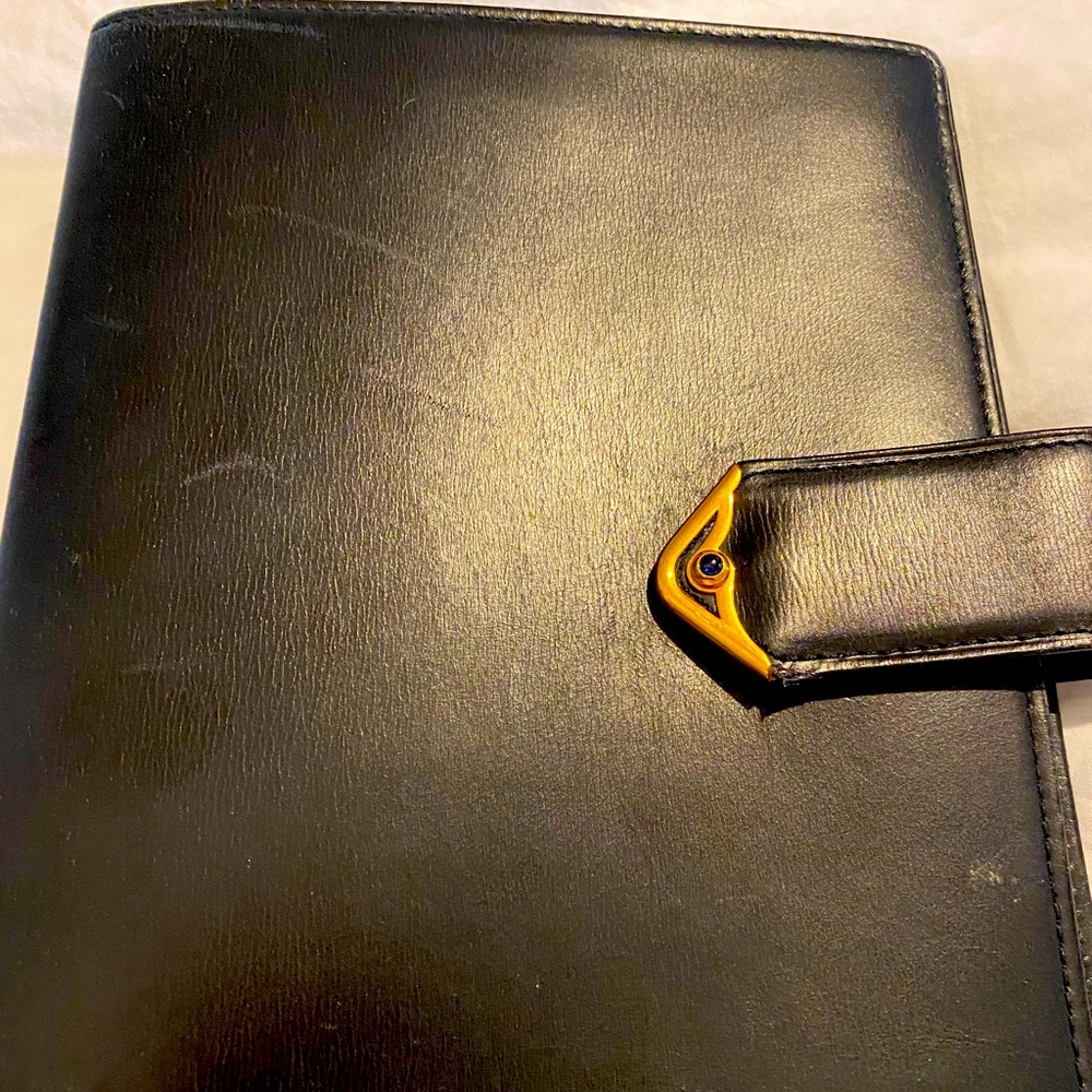Cartier Pasha organizer,two inside pockets barely use,minimal marks,